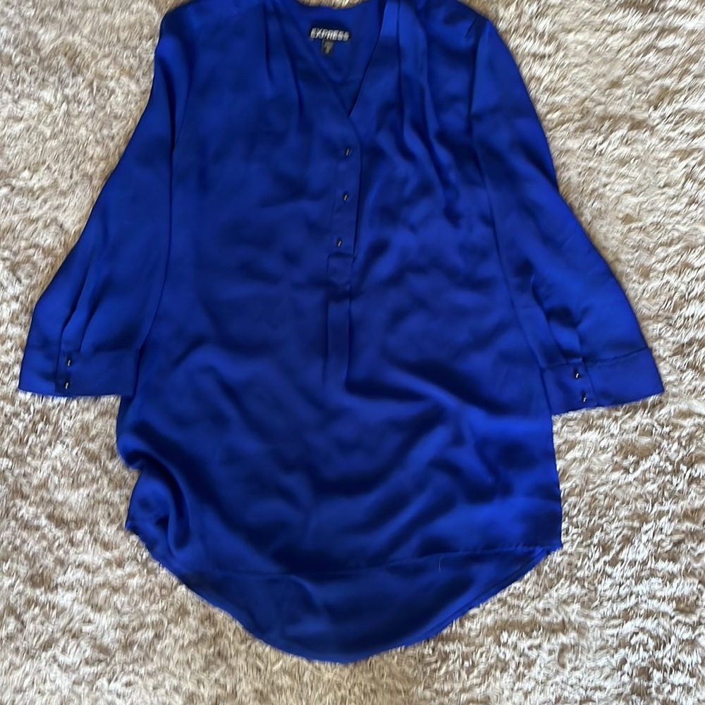 Express Blouse - Picture 2 of 5